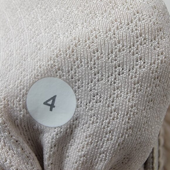 Lululemon Women's Dune Ride On 650-Fill Insulated Down Puffer Vest Size 4 - Picture 4 of 7